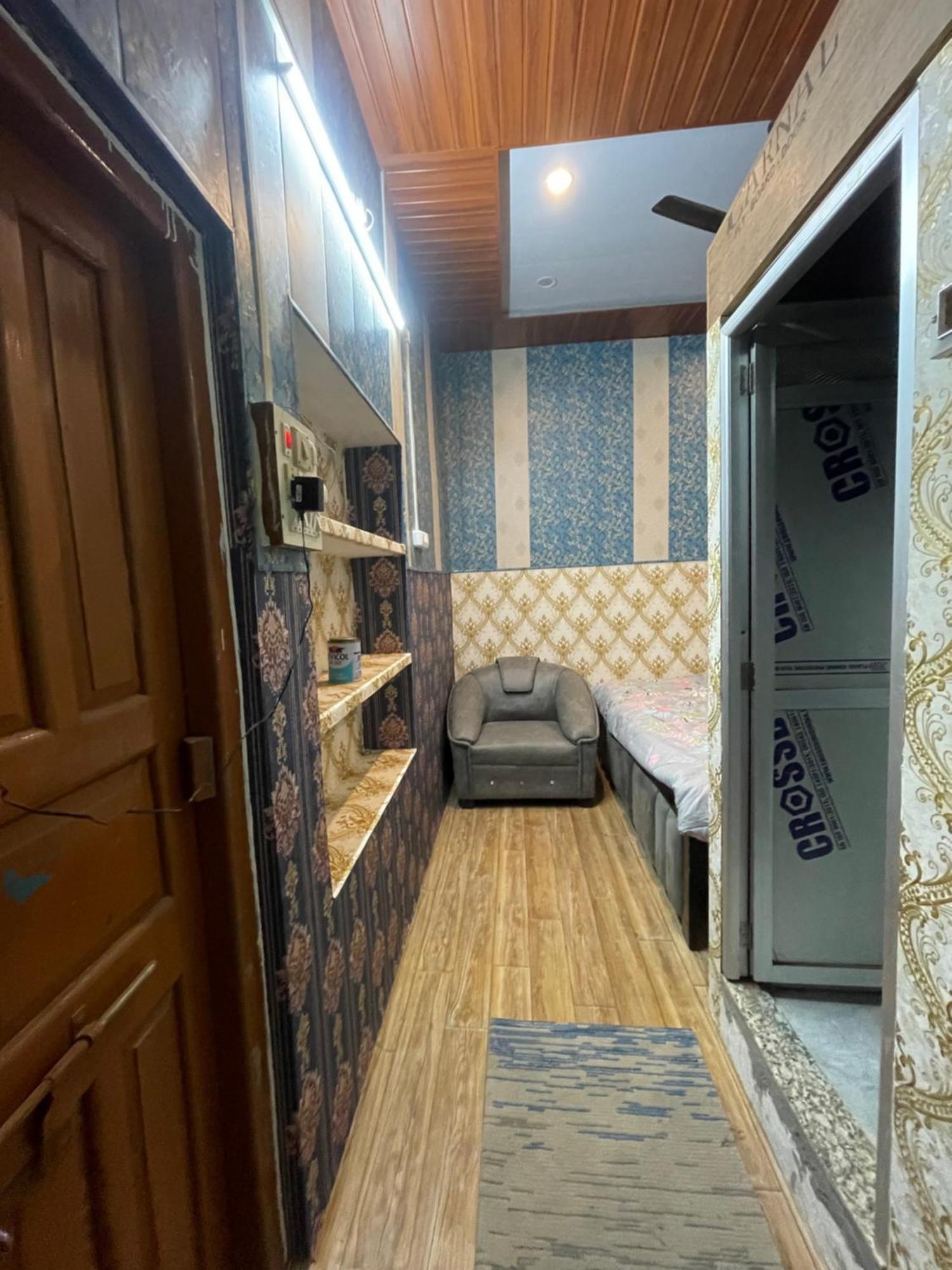 Swastik Home Stay Ravindpuri Βαρανάσι Εξωτερικό φωτογραφία